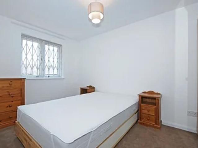 House at Kinburn Street, Greater London