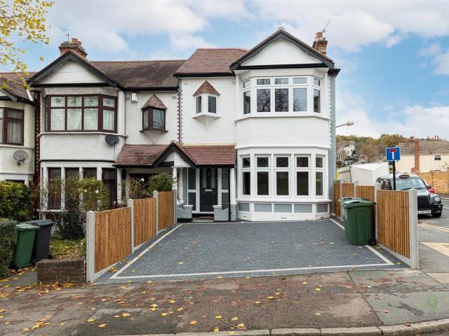 House at Kings Head Hill, Greater London