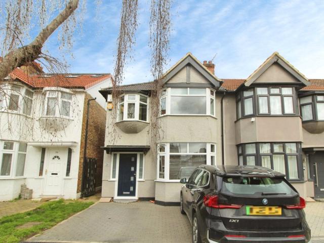House at Kingsmead Avenue, Greater London