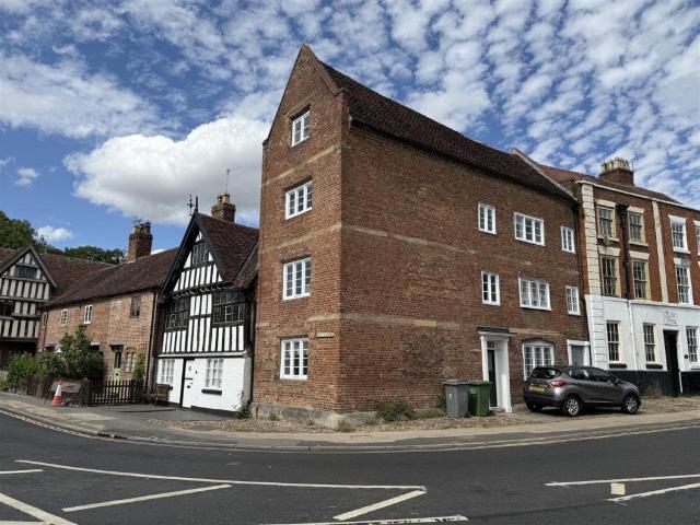 House at Kidderminster Road, Wyre Forest