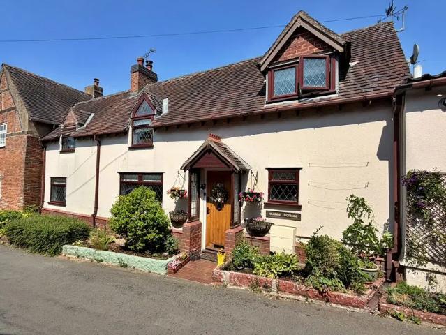 House at Knob Hill, Rugby