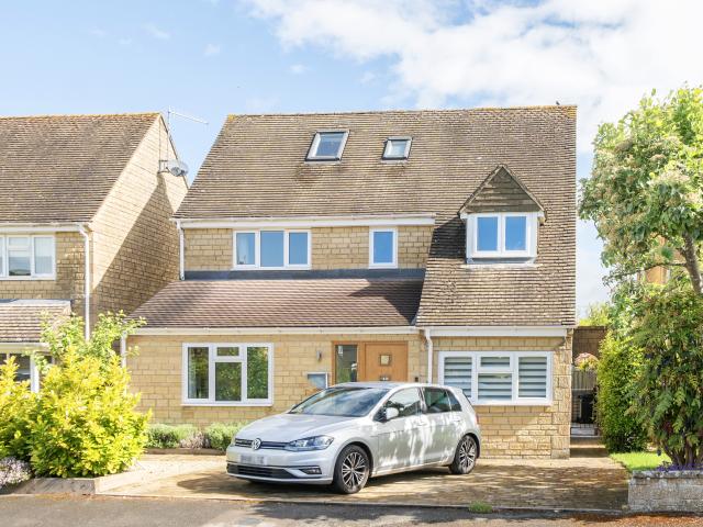 House at Lambert's Field, Cotswold District