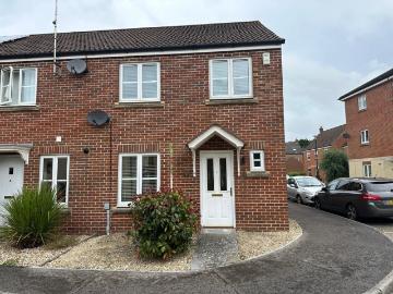 House at Lampeter Road, Blunsdon St Andrew
