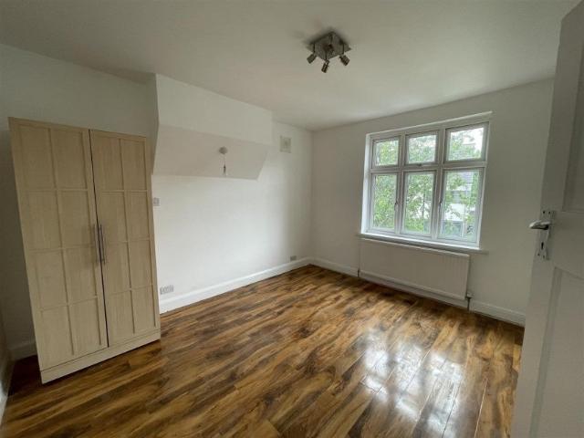 House at Lampton Avenue, Greater London