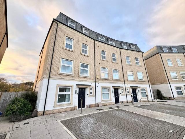 House at Lakeview Lane, Surrey Heath