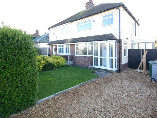 House at Laurelhurst Avenue, Pensby