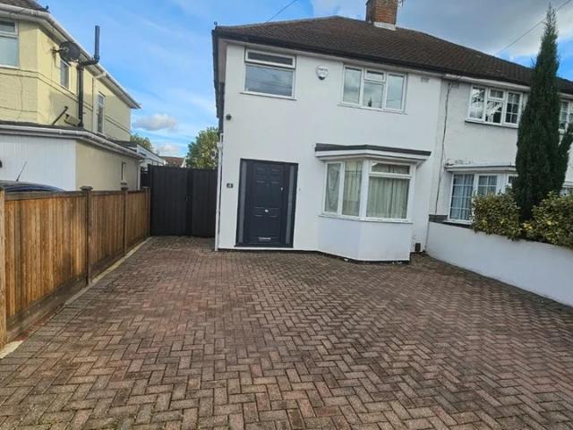 House at Lincoln Road, Greater London