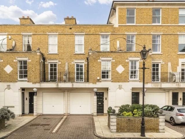 House at Lindsay Square, City of Westminster
