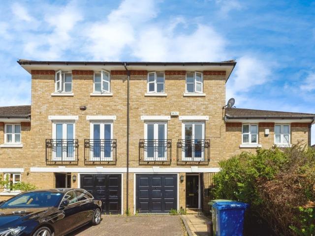 House at Lisford Street, Greater London