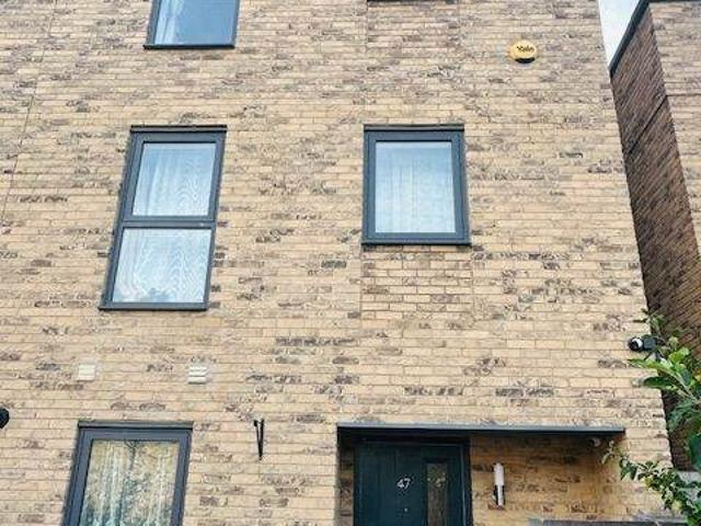 House at London Road, Greater London
