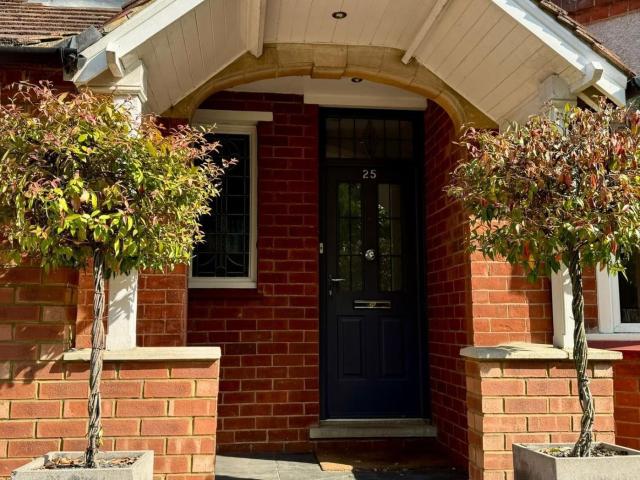 House at Long March, Daventry