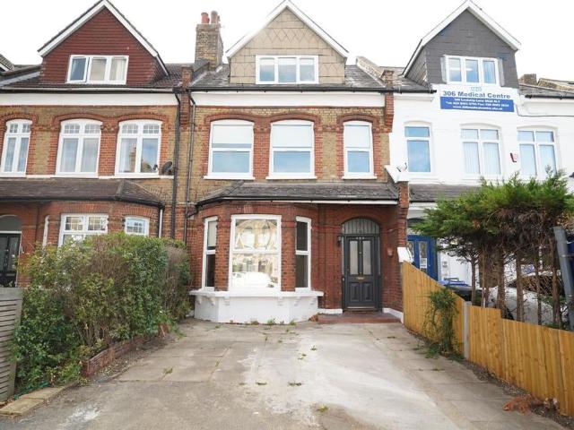 House at Lordship Lane, Greater London