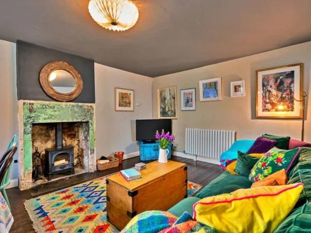 House at Loves Lane, Wingfield