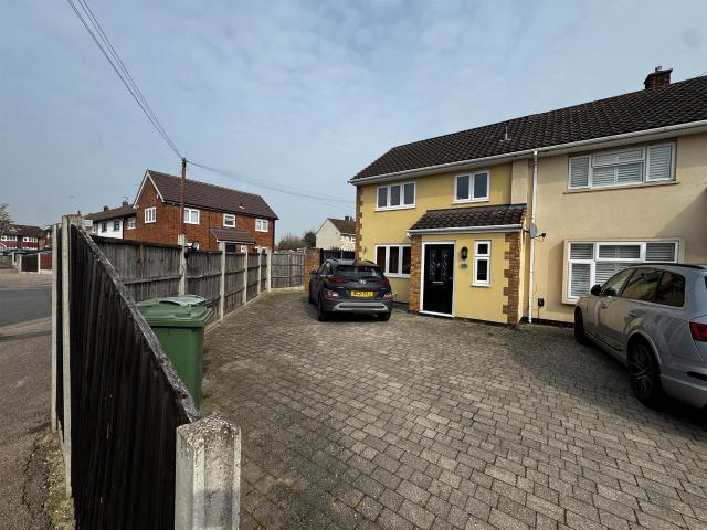 House at Lyall Way, Chatham