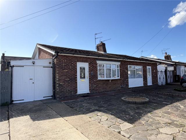 House at Manfield Gardens, St Osyth