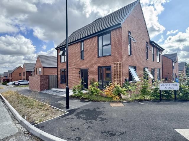 House at Manor Park Avenue, Sheffield