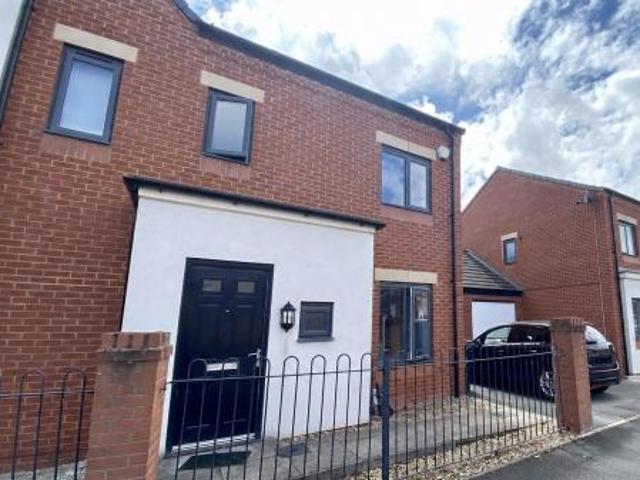 House at Malling Gardens, Wolverhampton
