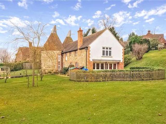House at Mapleton Road, Sevenoaks