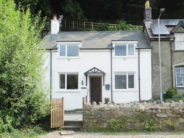 House at Mawddach Trail, Caerdeon