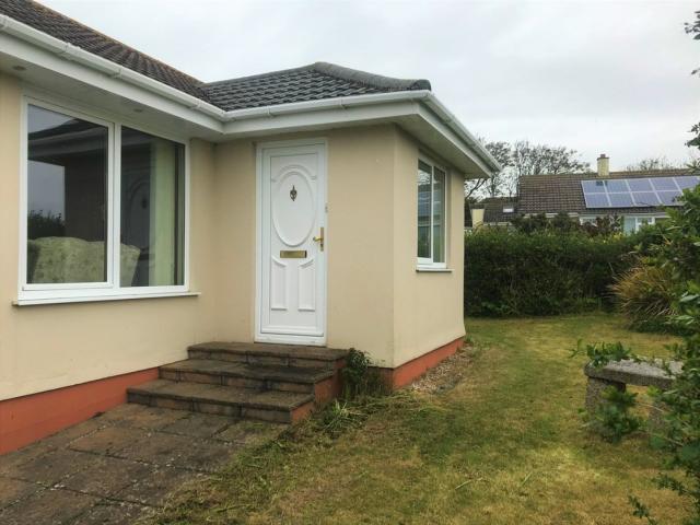 House at Meres Valley, Mullion
