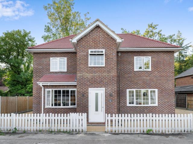 House at Mill View, Loudwater