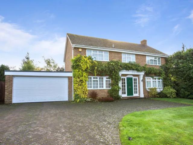House at Millhedge Close, Elmbridge