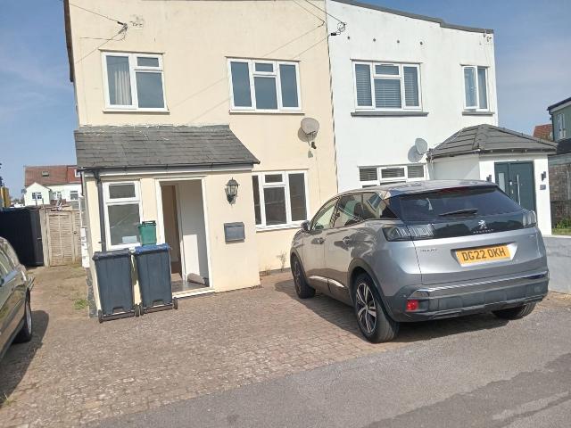 House at Molesey Avenue, Elmbridge