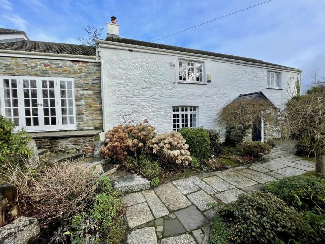 House at Moresk Road, Truro