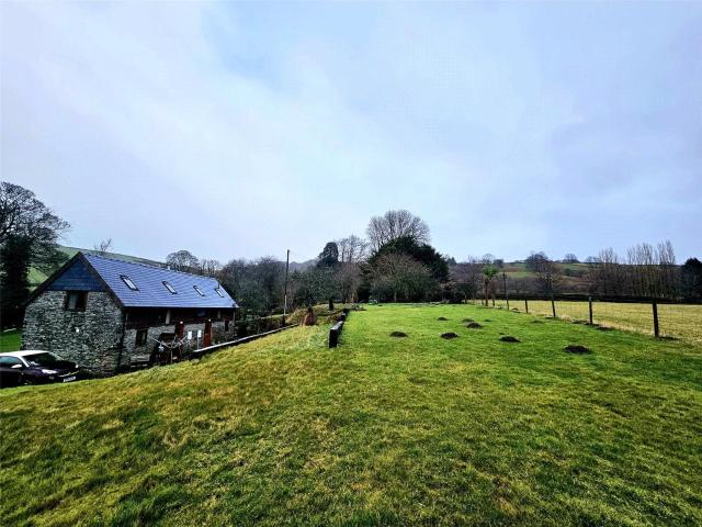 House at Nant y groes Bridge, Whitton