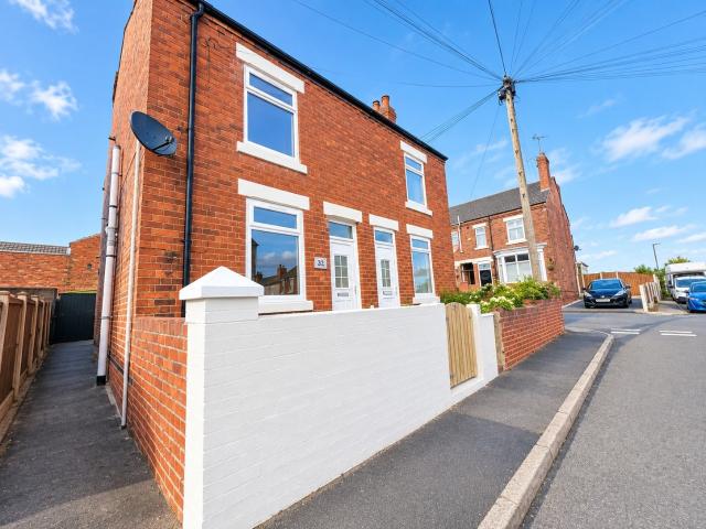 House at Nuttall Street, Amber Valley