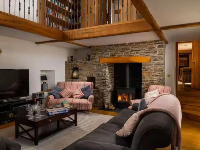 House at Nutcombe Hill, North Devon