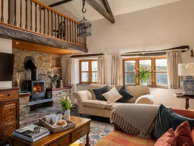 House at Nutcombe Hill, North Devon