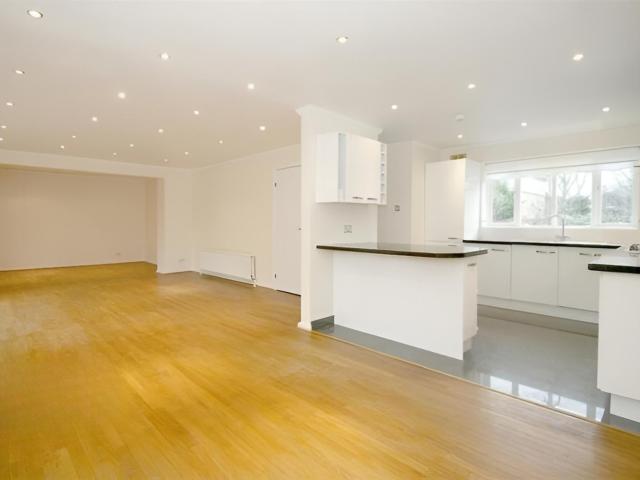 House at Oak Park Gardens, Greater London