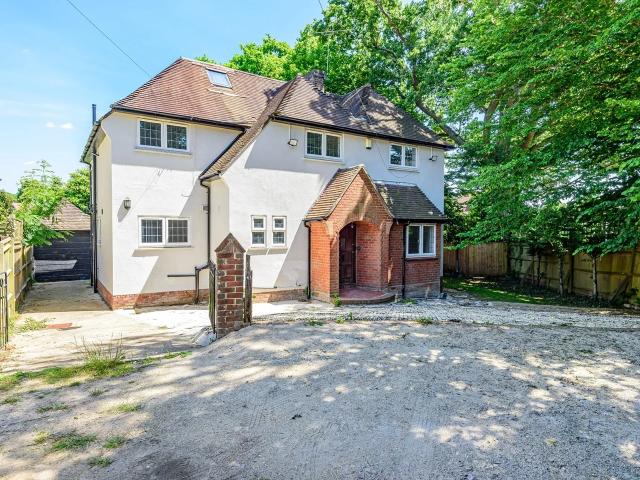 House at Oaklands Way, Southampton