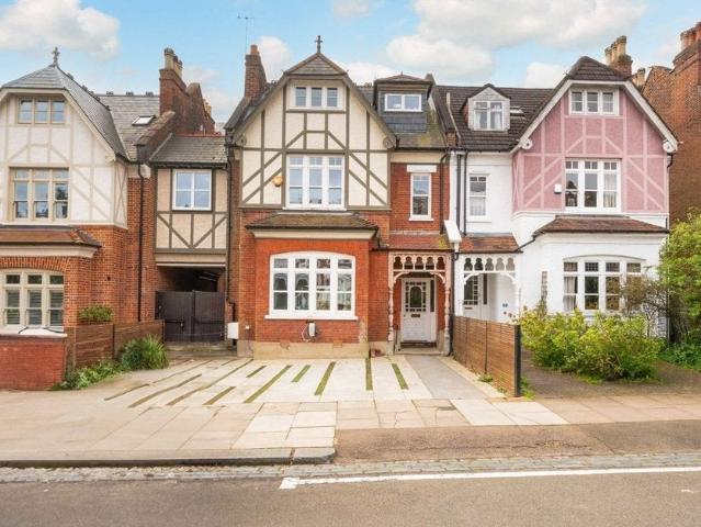 House at Onslow Gardens, Greater London