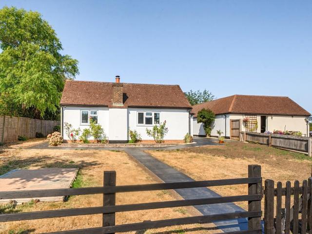 House at Oving Road, Oving