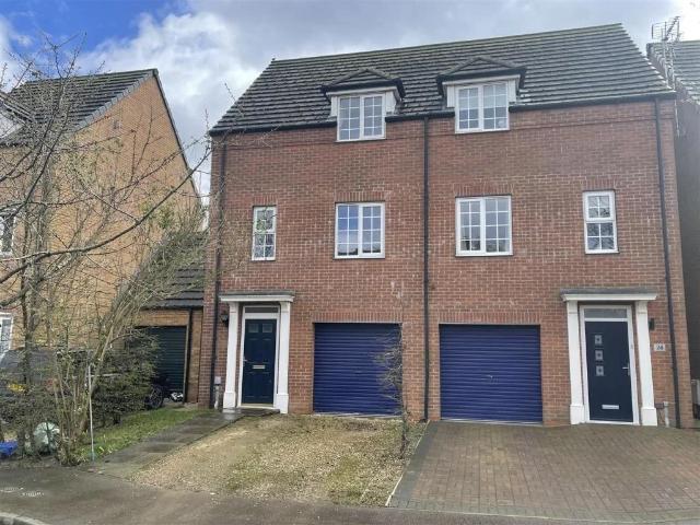House at Oxford Gardens, South Holland