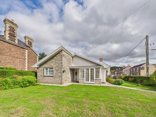 House at Oxford Street, Abergavenny