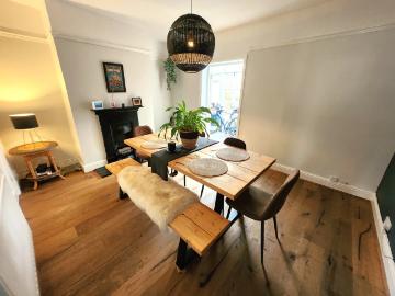 Stourbridge, West Midlands, Midlands - Cellar