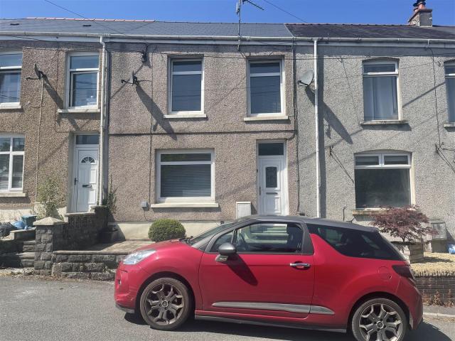 House at Parklands Road, Llandybie