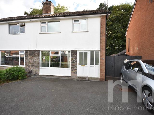 House at Parklands Way, Poynton