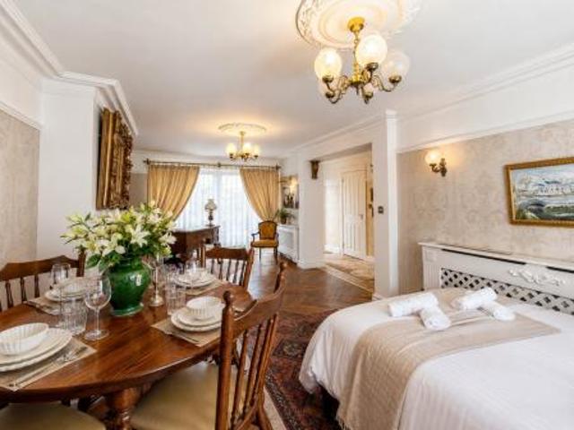 House at Passfield Walk, Havant