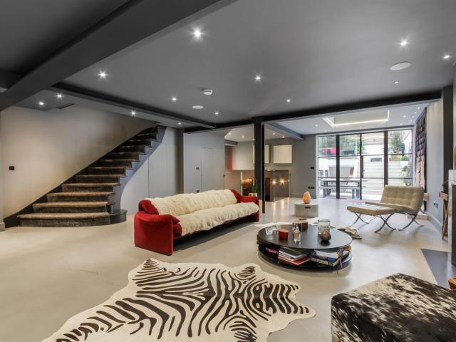 House at Pembroke Gardens, Greater London