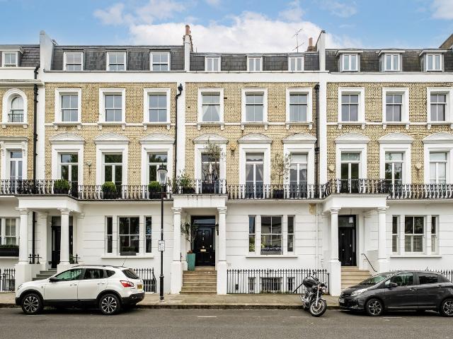 House at Pembroke Gardens, Greater London