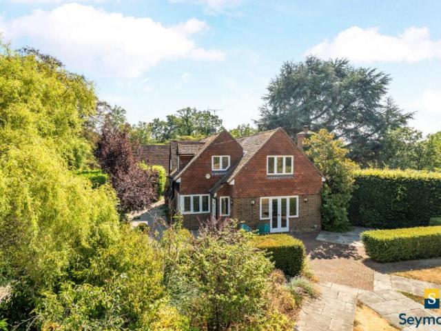 House at Pickhurst Road, Waverley
