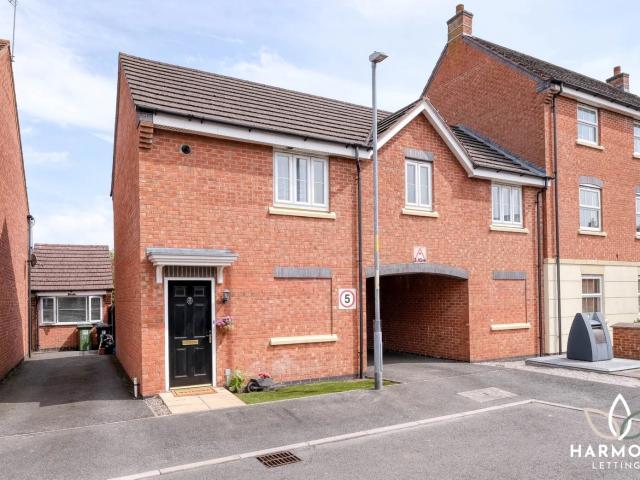 House at Pitchcombe Close, Redditch