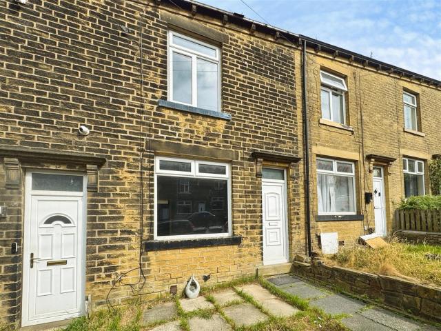 House at Poplar Avenue, Bradford