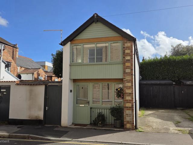 House at Queen Street, Taunton