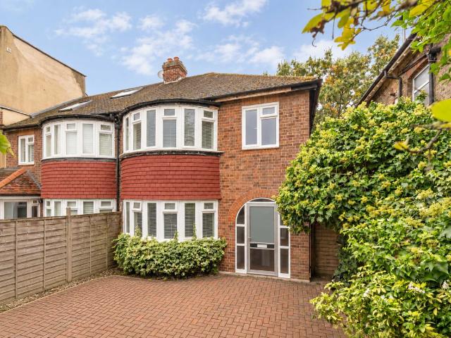 House at Queens Road, Greater London