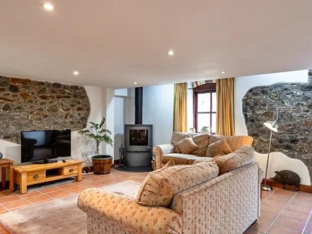 House at Quinceborough Farm access road, Widemouth Bay